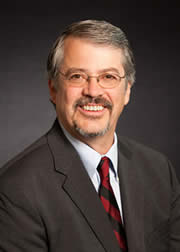 ˼��ȫ�򸱿�������Ӌ����ϯ���g(sh��)��Lew Tucker